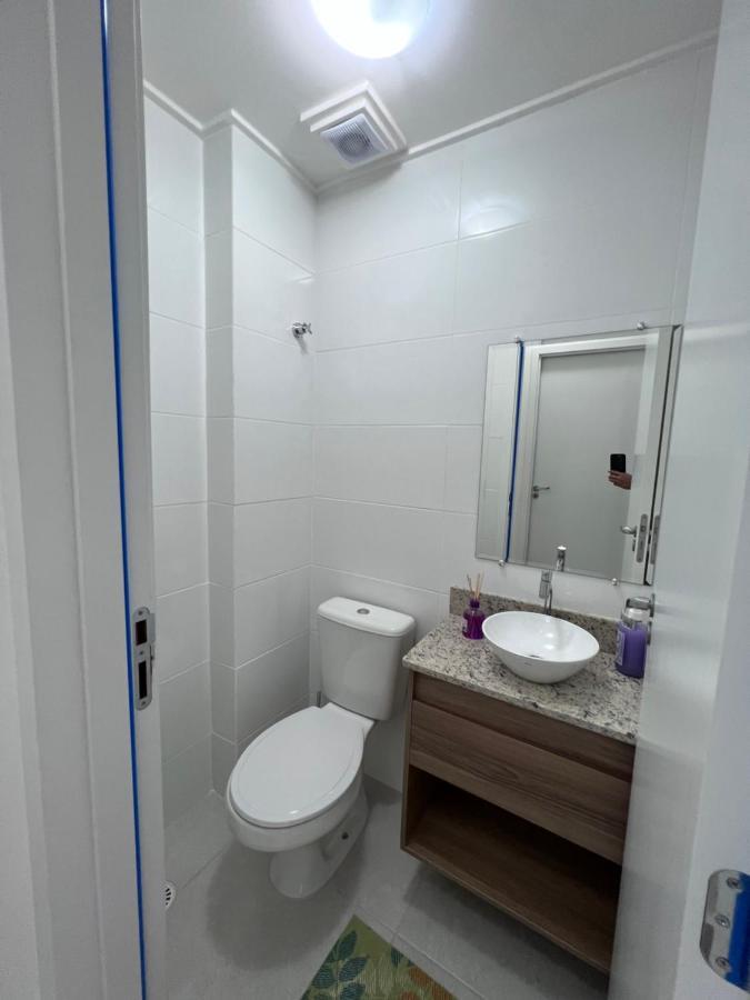 Apartamento Ap. C/ Piscina 400m